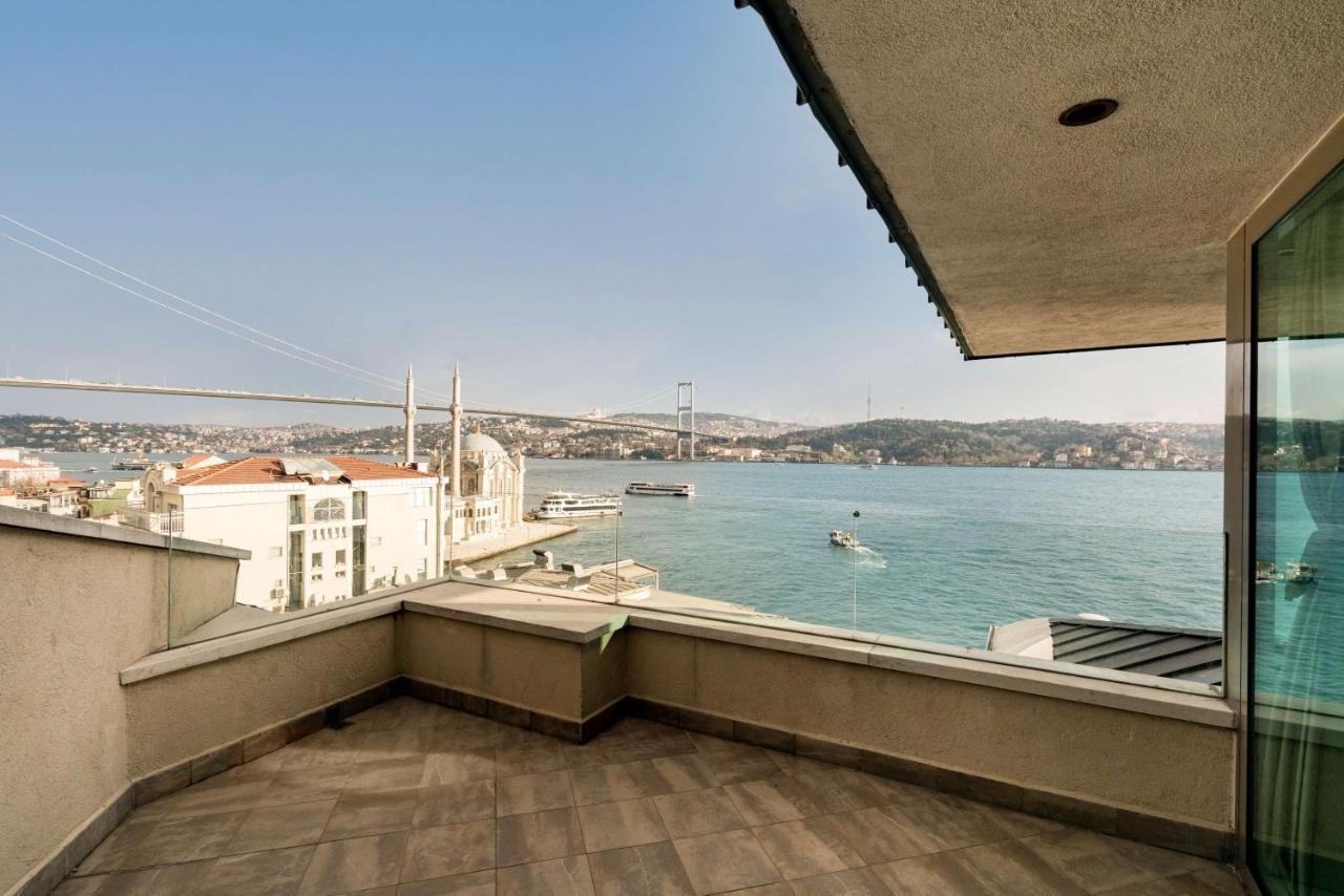 Radisson Blu Bosphorus Hotel Istanbul Exterior photo View from the balcony of a penthouse apartment in Istanbul