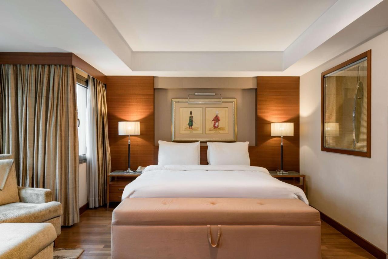 Radisson Blu Bosphorus Hotel Istanbul Exterior photo A bedroom at the Taj Mahal Palace
