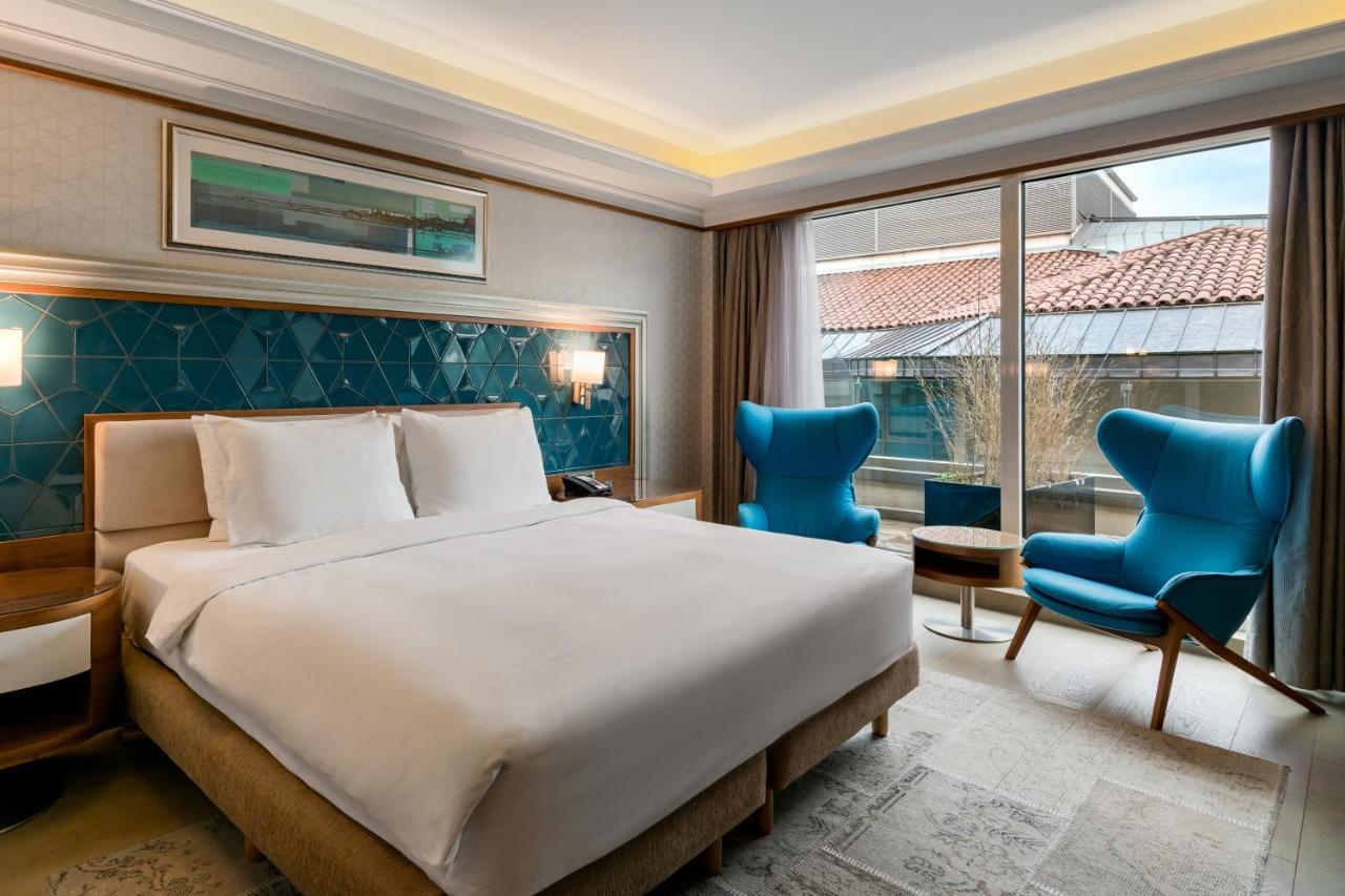 Radisson Blu Bosphorus Hotel Istanbul Exterior photo Deluxe Room