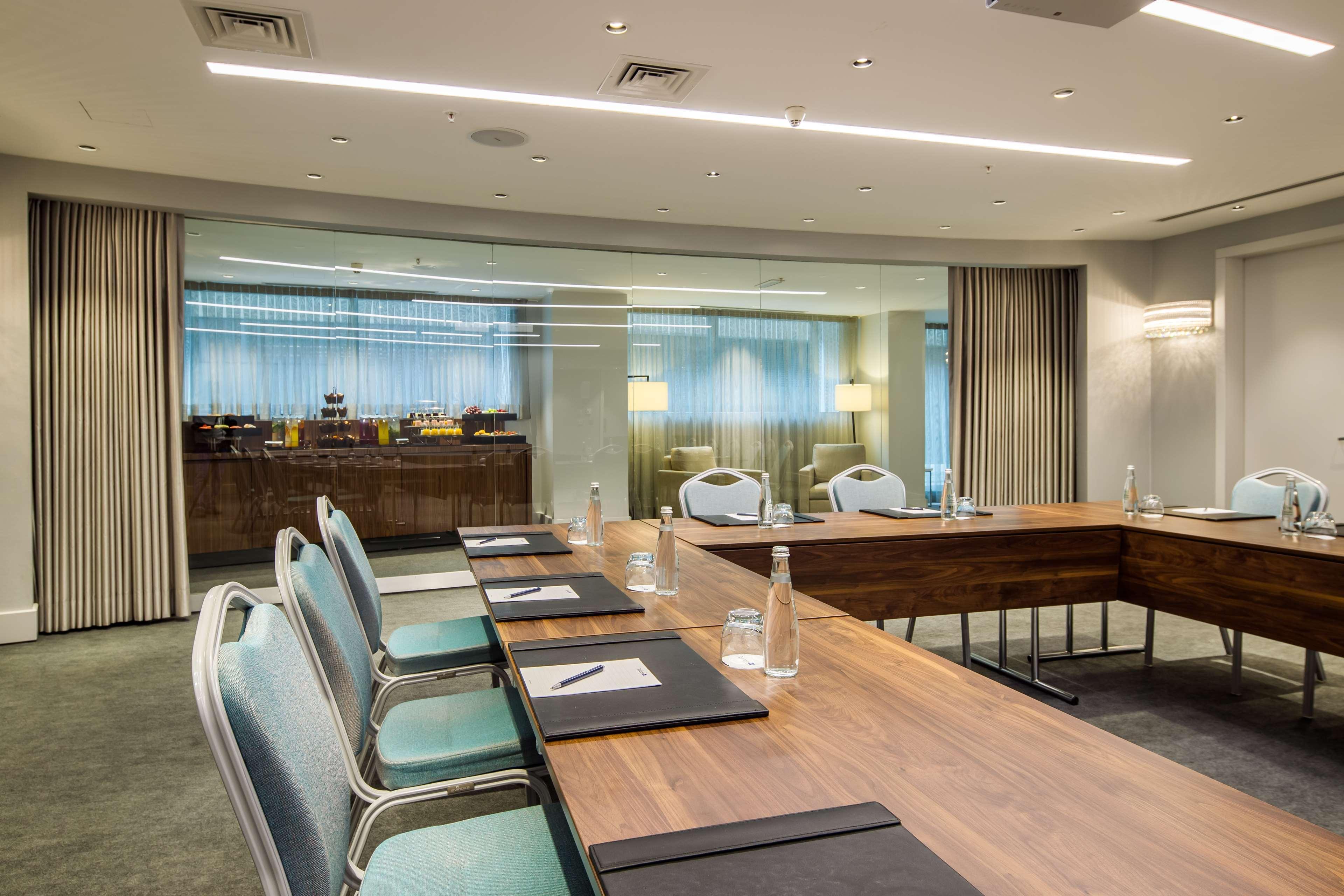 Radisson Blu Bosphorus Hotel Istanbul Exterior photo Meeting room