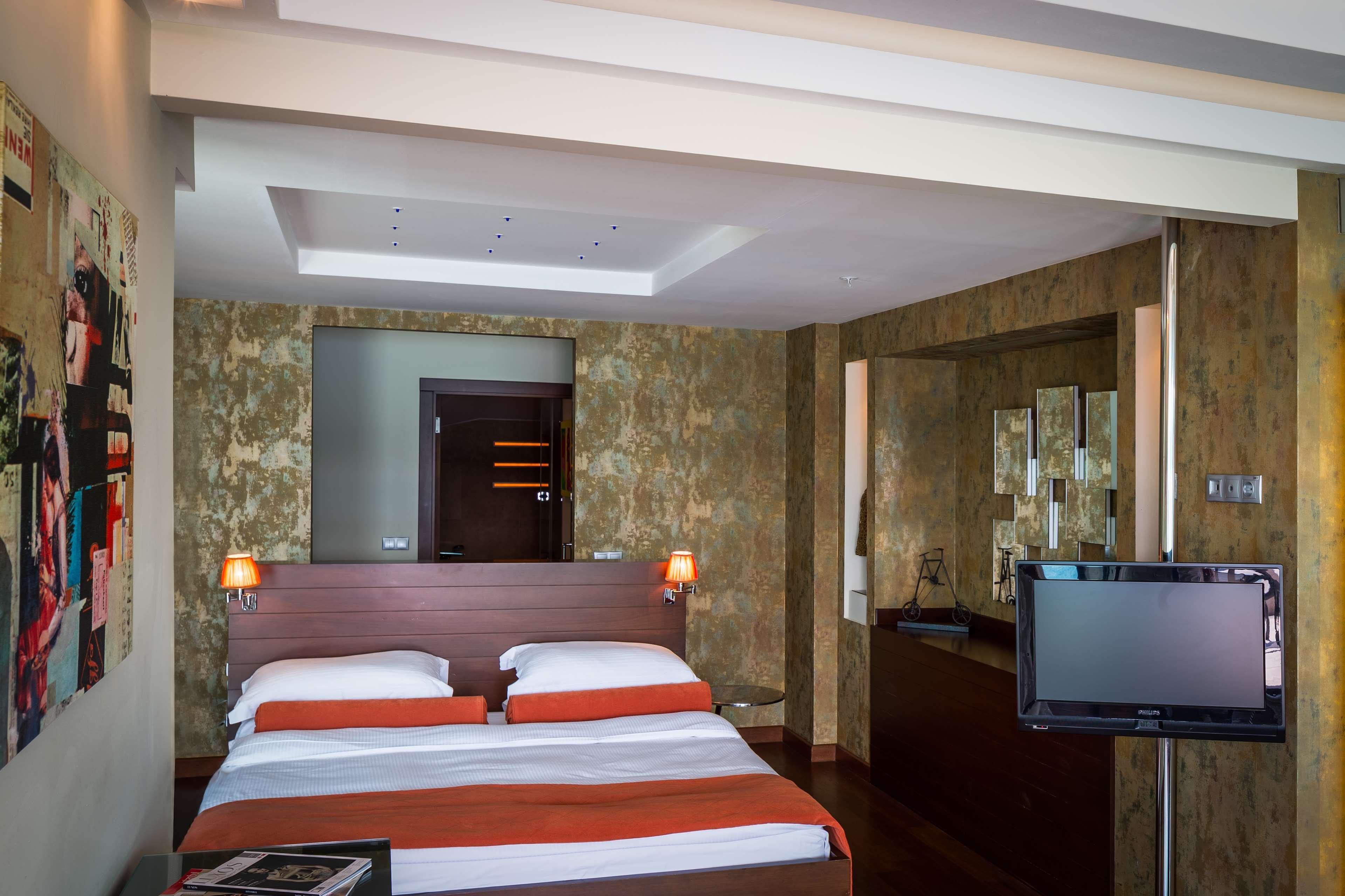 Radisson Blu Bosphorus Hotel Istanbul Exterior photo A bedroom at the hotel