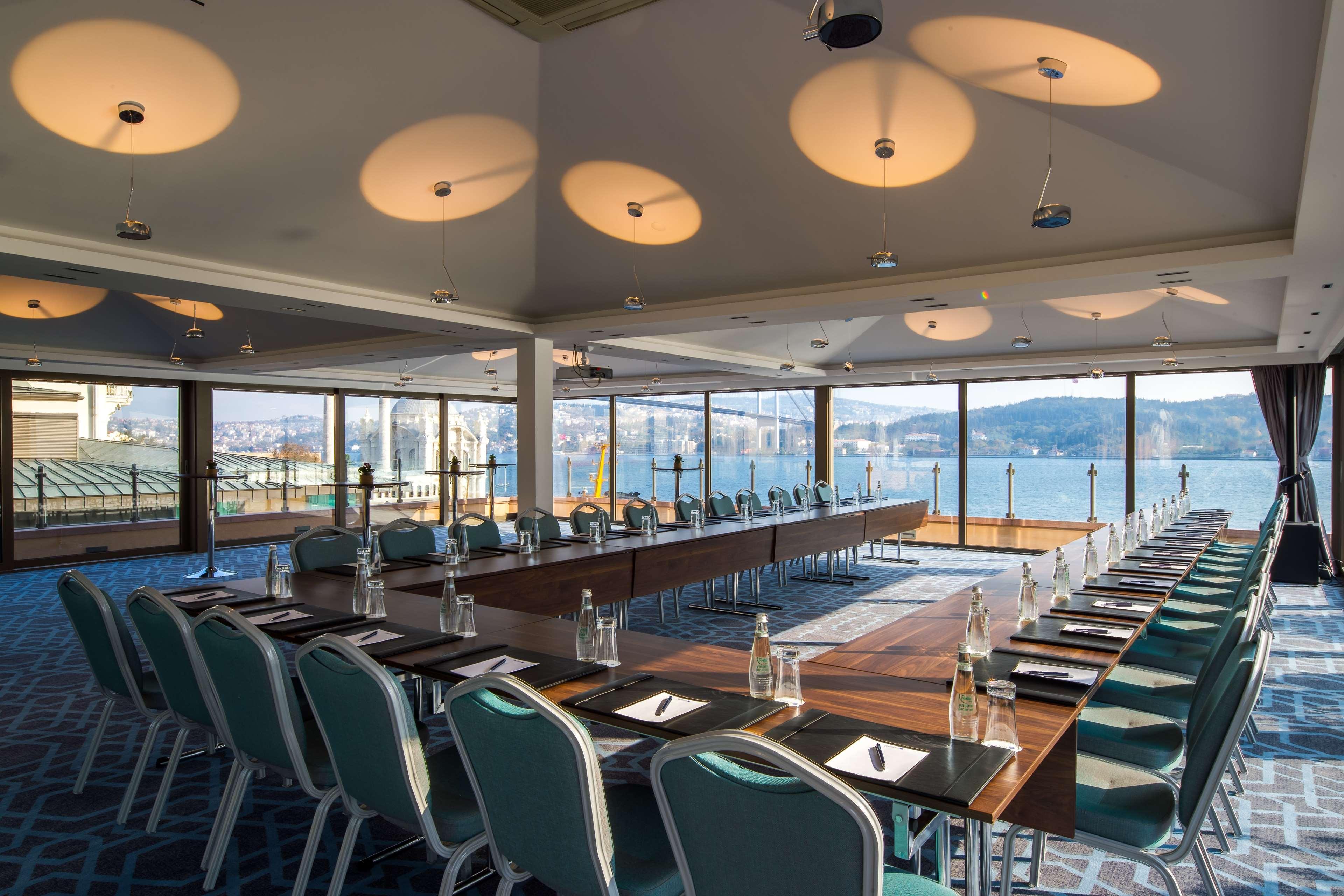 Radisson Blu Bosphorus Hotel Istanbul Exterior photo The meeting room