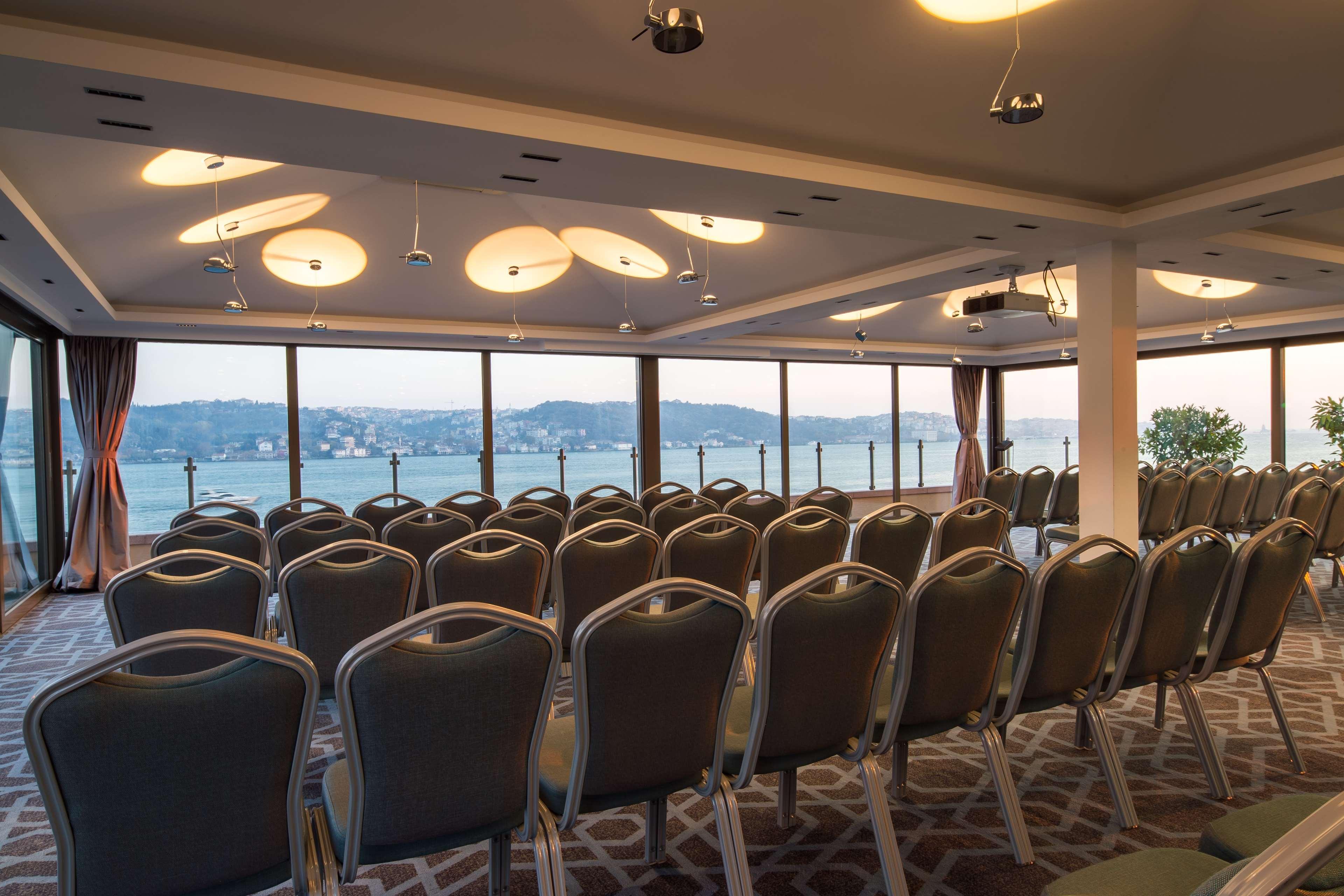 Radisson Blu Bosphorus Hotel Istanbul Exterior photo The conference centre